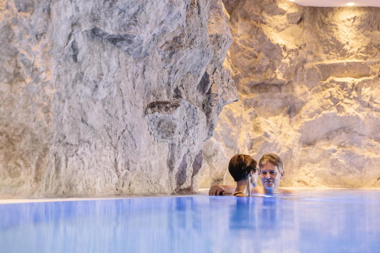 Hotel Berghof Пфронтен Экстерьер фото
